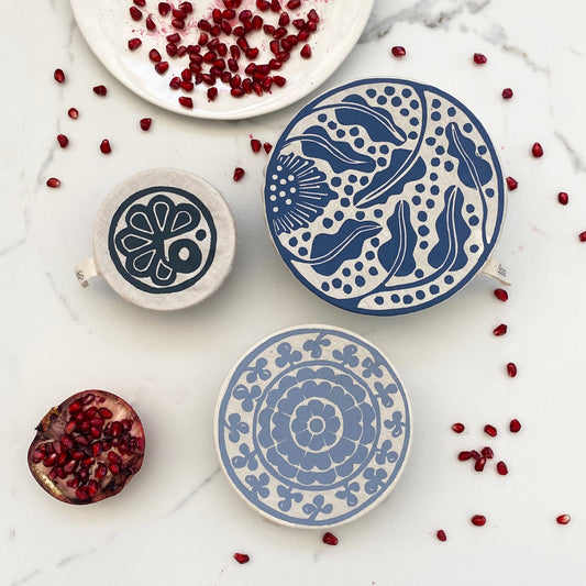 Set of 3 Small Variety Dish Covers 9, 12, 17 cm / 3.5, 4.5, 7in blue prints